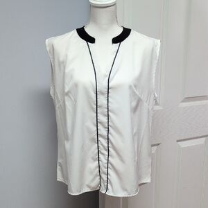 White Sleeveless V-Neck Top Black Ring Collar Vertical PinStripe Accent Size L